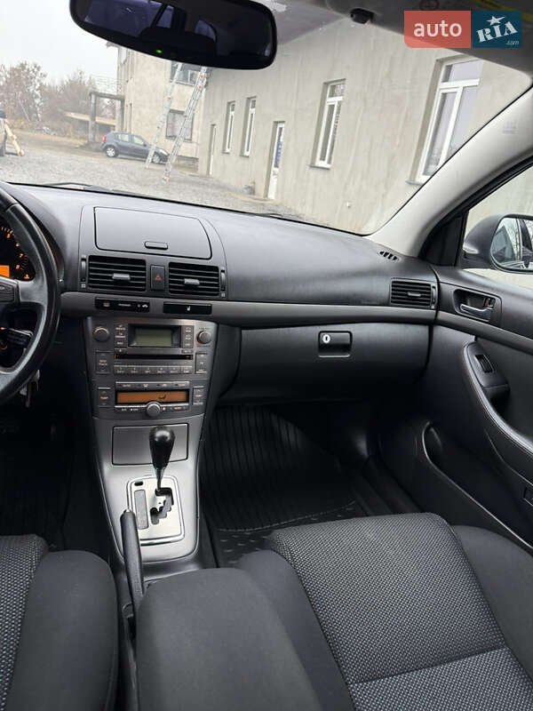 Универсал Toyota Avensis 2007 в Луцке