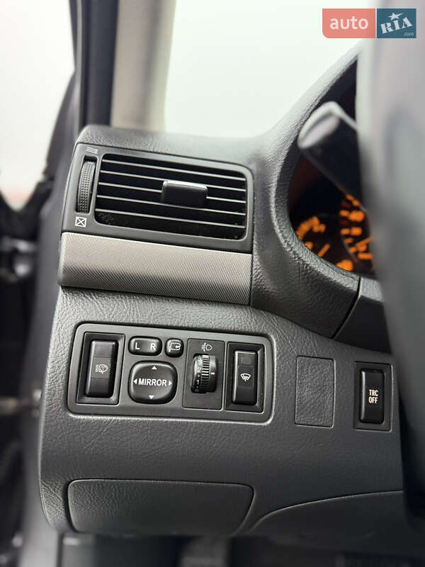 Универсал Toyota Avensis 2007 в Луцке