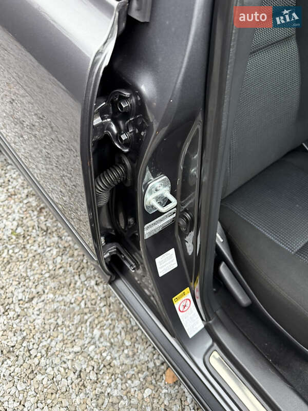 Универсал Toyota Avensis 2007 в Луцке