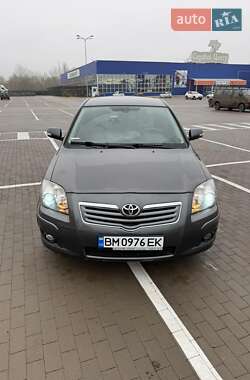 Седан Toyota Avensis 2007 в Сумах