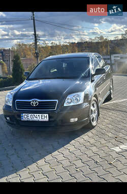 Седан Toyota Avensis 2005 в Чернівцях