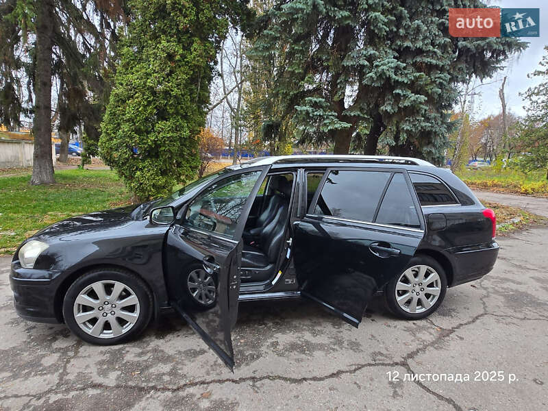 Универсал Toyota Avensis 2007 в Нежине