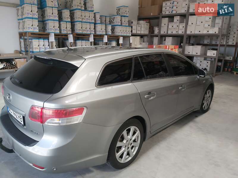 Универсал Toyota Avensis 2009 в Луцке