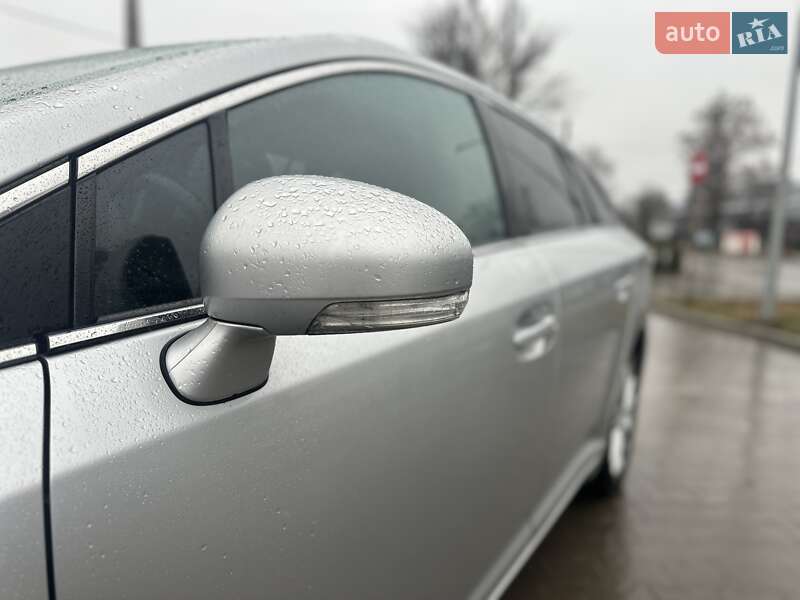 Универсал Toyota Avensis 2010 в Тернополе