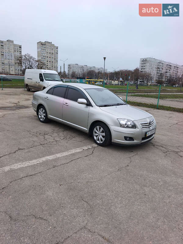 Toyota Avensis 2008