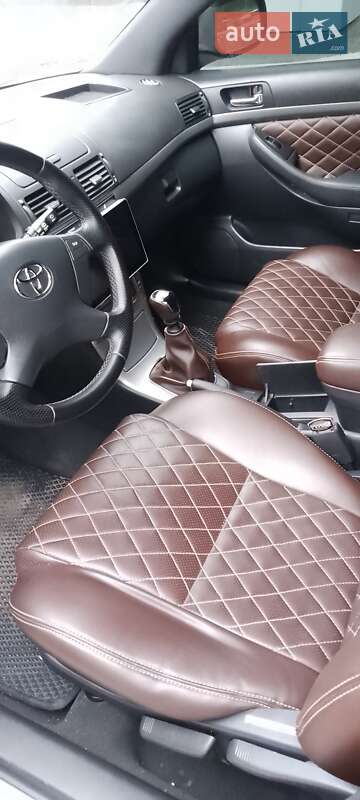 Ліфтбек Toyota Avensis 2007 в Умані фото 12 Ліфтбек Toyota Avensis 2007 в Умані