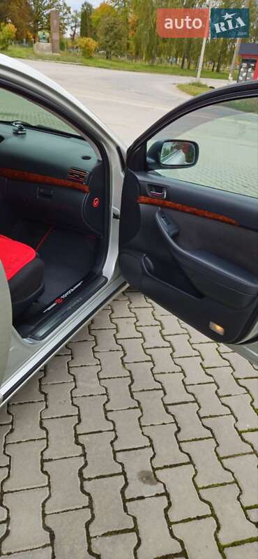 Універсал Toyota Avensis 2004 в Хмельницькому фото 7 Універсал Toyota Avensis 2004 в Хмельницькому