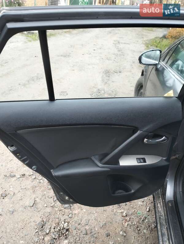 Універсал Toyota Avensis 2010 в Вінниці фото 10 Універсал Toyota Avensis 2010 в Вінниці