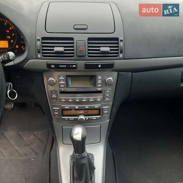 Универсал Toyota Avensis 2006 в Харькове