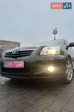 Универсал Toyota Avensis 2008 в Луцке