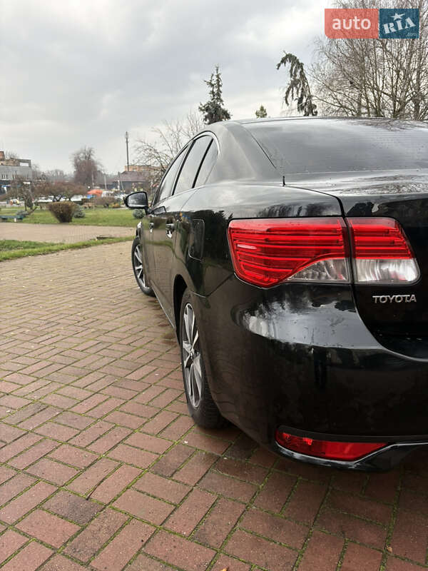 Седан Toyota Avensis 2012 в Черкассах фото 5 Седан Toyota Avensis 2012 в Черкассах
