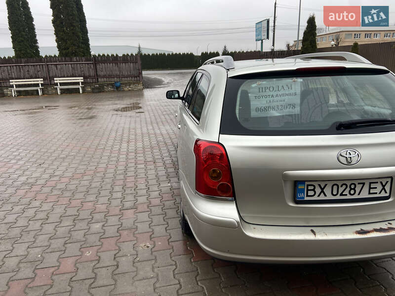 Универсал Toyota Avensis 2004 в Дунаевцах