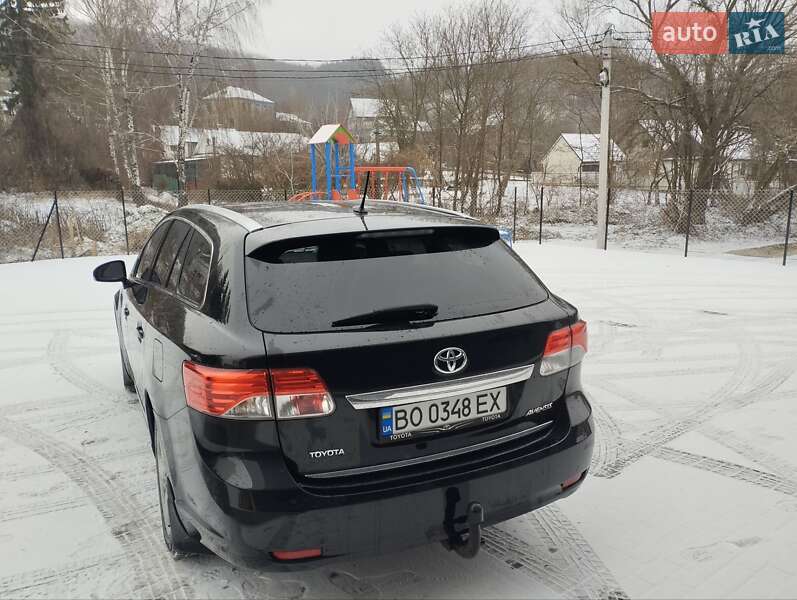 Универсал Toyota Avensis 2012 в Кременце