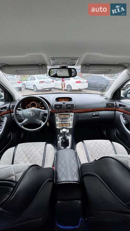 Седан Toyota Avensis 2006 в Кропивницком фото 14 Седан Toyota Avensis 2006 в Кропивницком