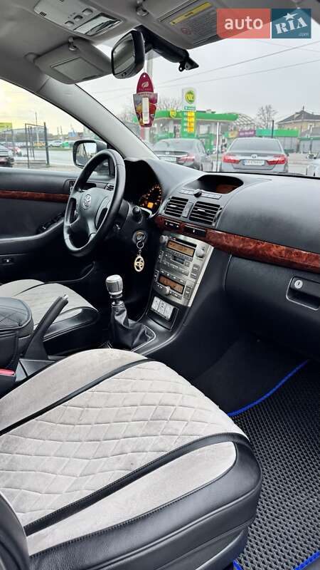 Седан Toyota Avensis 2006 в Кропивницком фото 15 Седан Toyota Avensis 2006 в Кропивницком