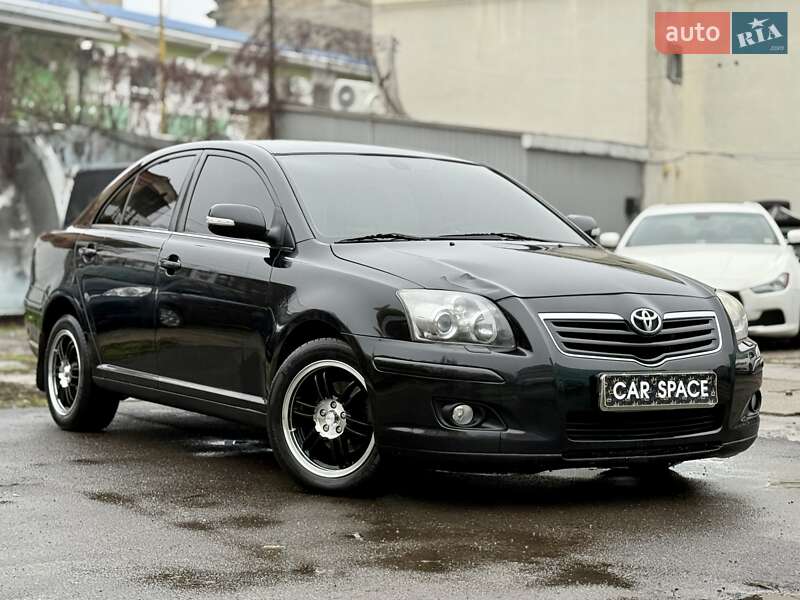 Седан Toyota Avensis 2007 в Одесі