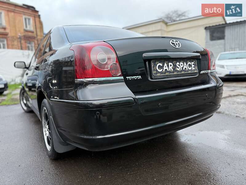 Седан Toyota Avensis 2007 в Одесі