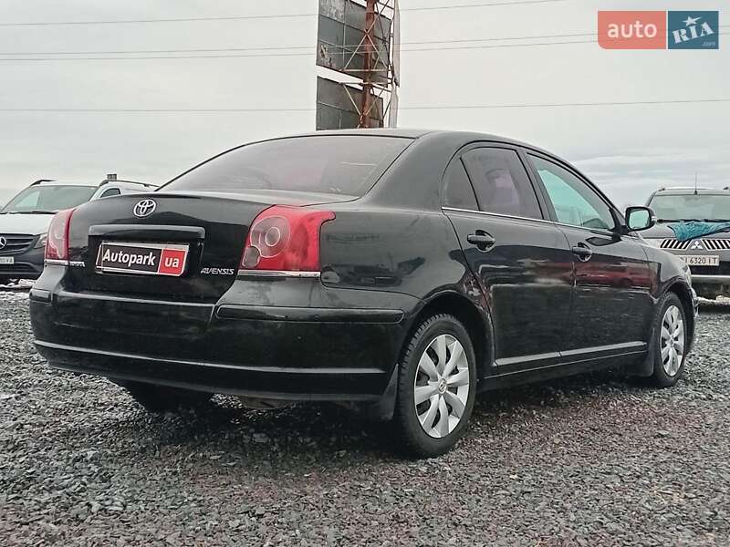Седан Toyota Avensis 2008 в Львове
