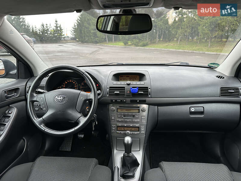 Универсал Toyota Avensis 2005 в Тернополе