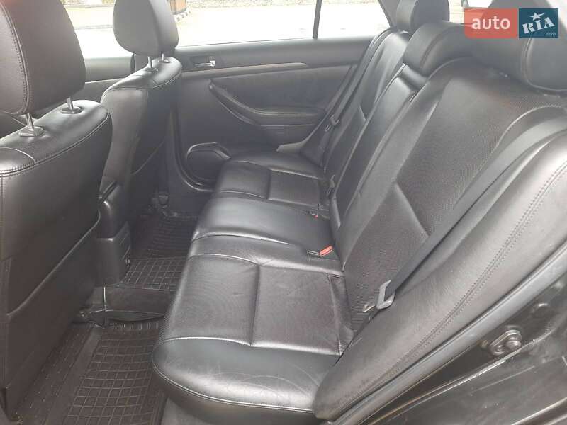 Универсал Toyota Avensis 2008 в Подволочиске