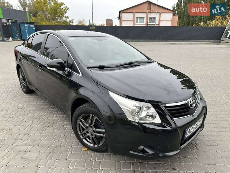Toyota Avensis 2010
