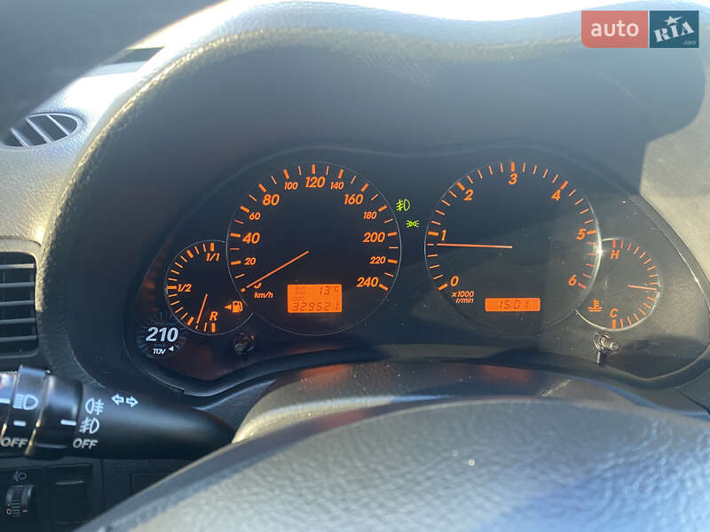 Ліфтбек Toyota Avensis 2006 в Новоархангельську