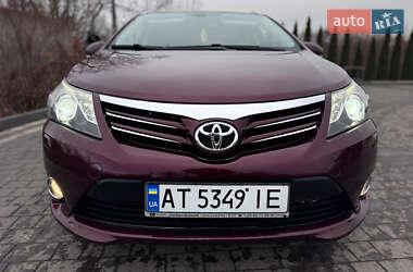 Универсал Toyota Avensis 2012 в Ивано-Франковске