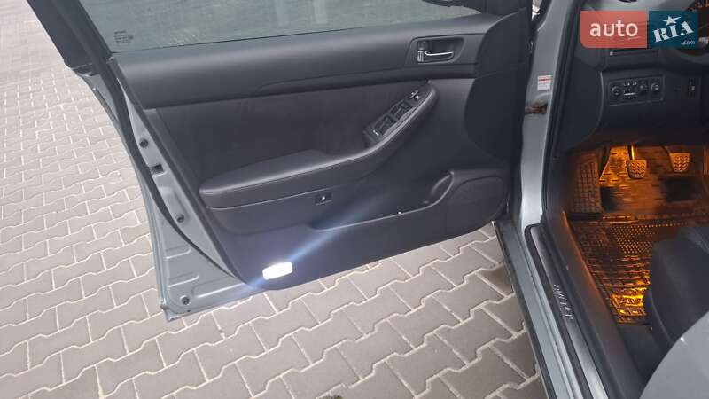 Универсал Toyota Avensis 2007 в Белой Церкви