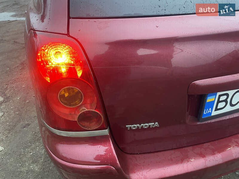 Универсал Toyota Avensis 2004 в Мостиске фото 38 Универсал Toyota Avensis 2004 в Мостиске