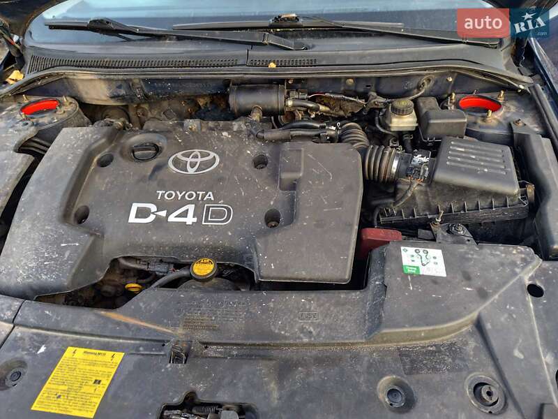 Универсал Toyota Avensis 2004 в Ужгороде фото 5 Универсал Toyota Avensis 2004 в Ужгороде