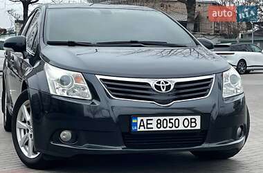 Седан Toyota Avensis 2011 в Дніпрі