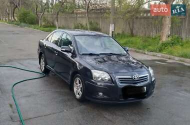 Седан Toyota Avensis 2008 в Львові