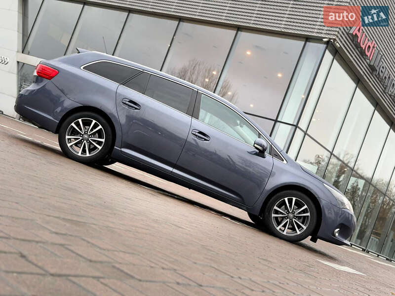 Toyota Avensis 2013 Toyota Avensis 2013