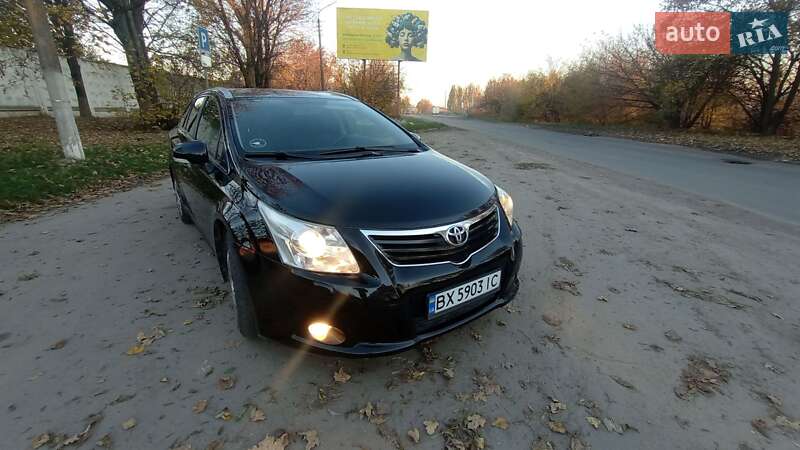 Toyota Avensis 2011