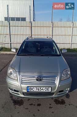 Універсал Toyota Avensis 2003 в Львові