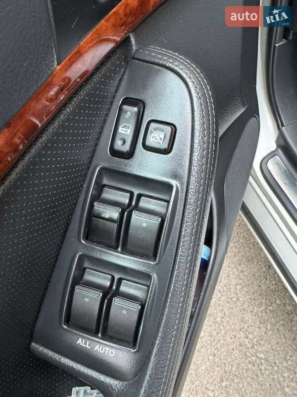 Универсал Toyota Avensis 2005 в Луцке