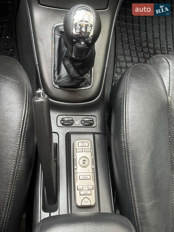 Универсал Toyota Avensis 2005 в Луцке