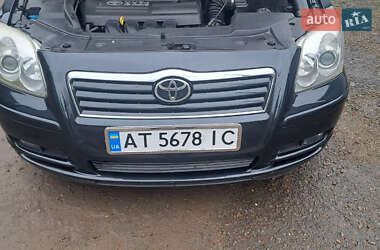 Седан Toyota Avensis 2003 в Коломиї