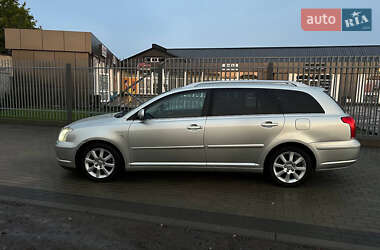 Универсал Toyota Avensis 2006 в Рокитном