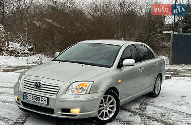 Седан Toyota Avensis 2004 в Трускавце
