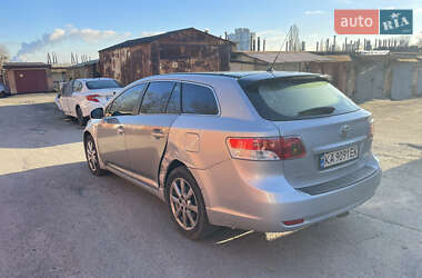 Универсал Toyota Avensis 2011 в Киеве