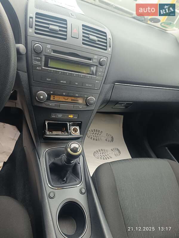 Універсал Toyota Avensis 2009 в Городку