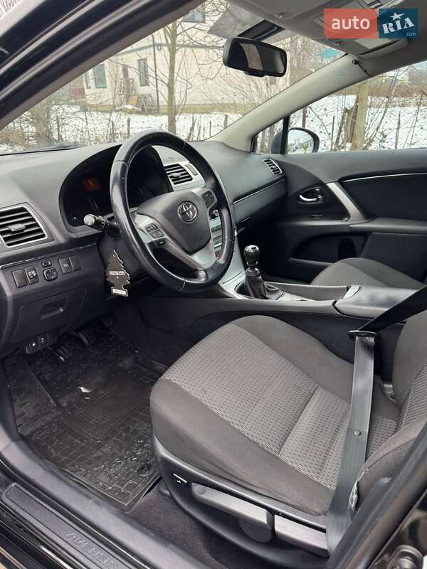 Универсал Toyota Avensis 2013 в Черновцах фото 9 Универсал Toyota Avensis 2013 в Черновцах