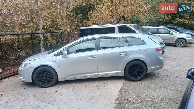 Універсал Toyota Avensis 2010 в Сторожинці фото 17 Універсал Toyota Avensis 2010 в Сторожинці