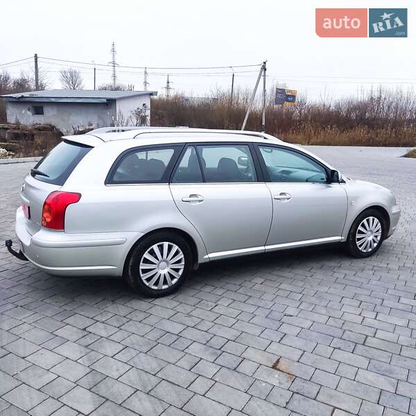 Универсал Toyota Avensis 2005 в Хмельницком