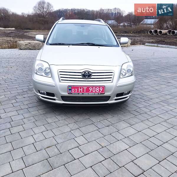 Универсал Toyota Avensis 2005 в Хмельницком