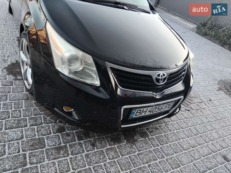 Універсал Toyota Avensis 2009 в Ізмаїлі