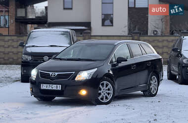 Универсал Toyota Avensis 2010 в Луцке