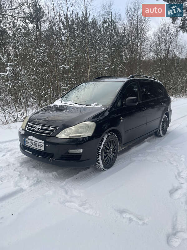 Универсал Toyota Avensis 2003 в Костополе фото 3 Универсал Toyota Avensis 2003 в Костополе