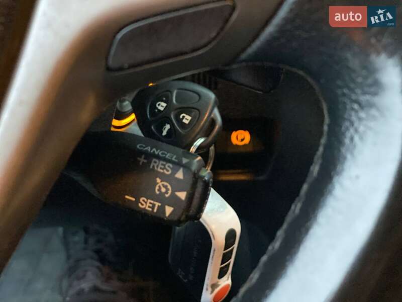 Універсал Toyota Avensis 2011 в Києві